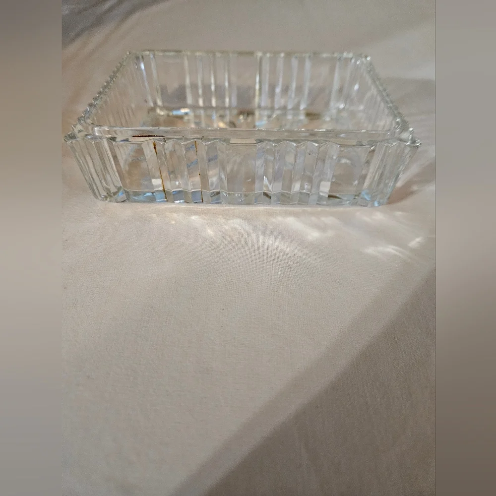 Elegant Clear Glass Soap Dish